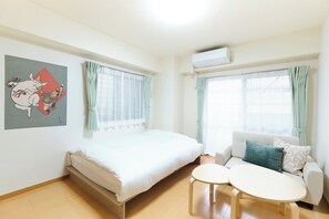 Free WiFi - alba cerezo by Tranova (Tokyo)