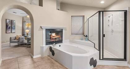 BNEW 6BR Postmodern 3k+sqft. Home in ABQ w/ Pool!