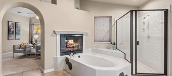 BNEW 6BR Postmodern 3k+sqft. Home in ABQ w/ Pool!