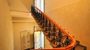 Handrails in stairways