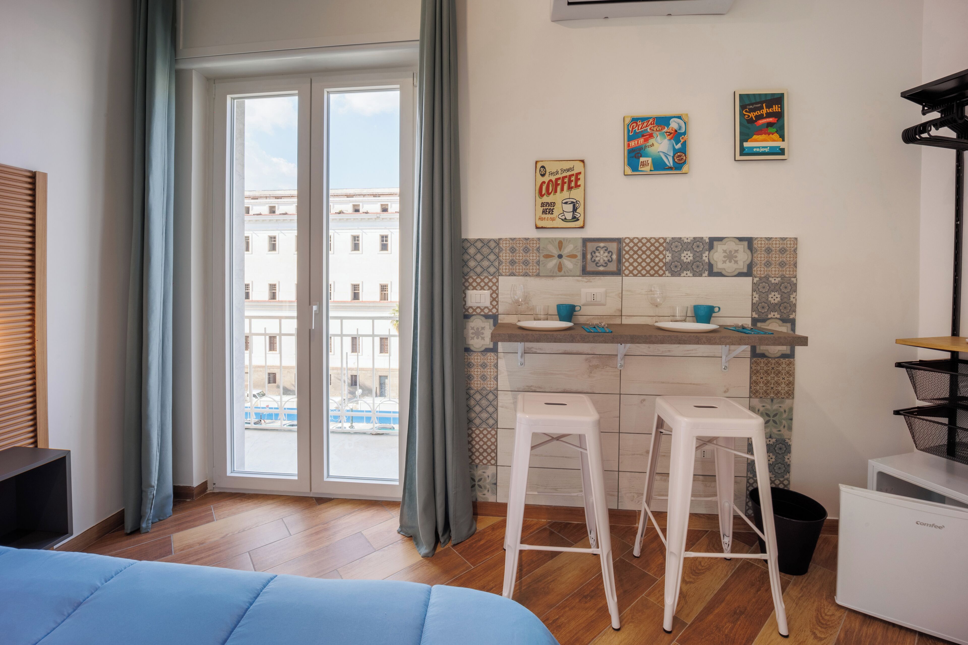 Deluxe Double Room, Balcony, City View | Soundproofing, iron/ironing board, free WiFi