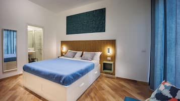 Tripla Deluxe, balcone, vista città | 1 camera, insonorizzazione, ferro/asse da stiro, Wi-Fi gratuito