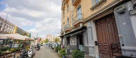 Bagian depan properti