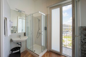 Bathroom - Tony Suites (Naples)