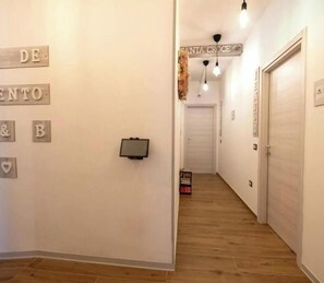 24-inch LCD TV with digital channels - Luz de Salento B&B (Lecce)