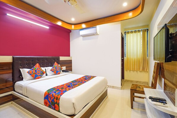 华丽客房 | 埃及棉床单、高档床上用品、客房内保险箱、免费 WiFi