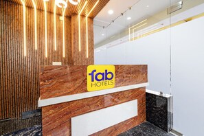 Reception - Fabhotel Dlf Inn (Hyderabad)