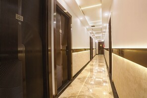 Lobby - Fabhotel Sugar Inn (New Delhi)