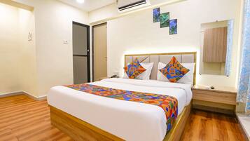 Habitación Deluxe | Sábanas de algodón egipcio, ropa de cama de alta calidad, caja fuerte