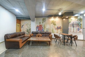 บริเวณนั่งเล่นที่ล็อบบี้