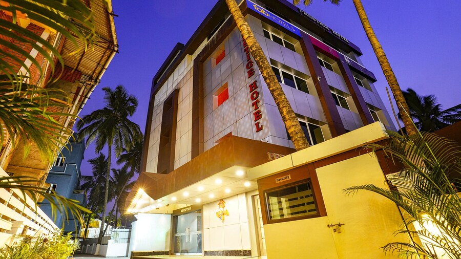 Fabhotel Prestige