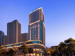 Exterior - Hampton by Hilton Changsha Wuyi Square (Changsha)