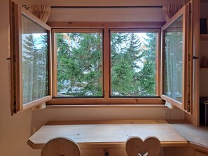 Interior - Charming and Modern Chalet  (Laax Chalet) (Laax)