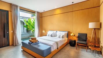 Deluxe Villa, Private Pool | 1 bedroom, individually decorated, desk, laptop workspace