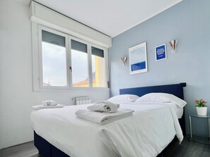 2 bedrooms, WiFi, bed sheets