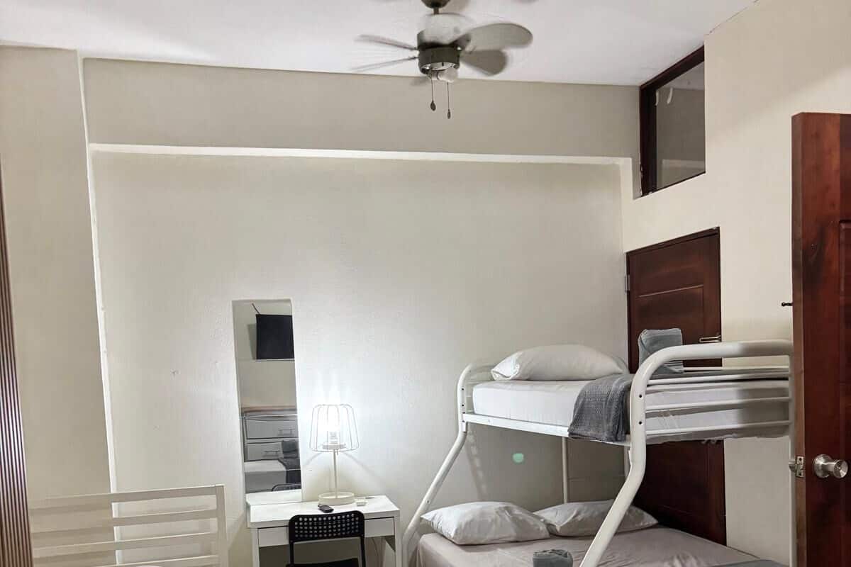 Comfort Triple Room, 1 Bedroom | 1 bedroom, hypo-allergenic bedding, down comforters, pillowtop beds