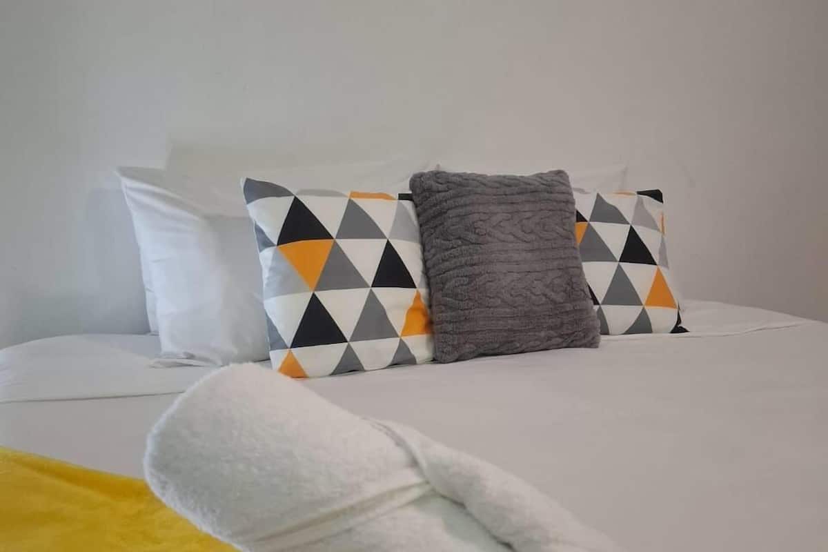 Suite estudio de lujo | Ropa de cama hipoalergénica y edredones de plumas