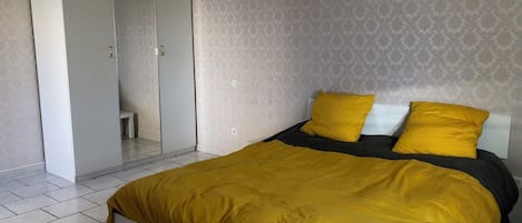 1 chambre, Wi-Fi, draps fournis