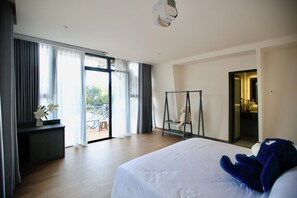 Minibar, desk, blackout drapes, soundproofing - DD Hospitality - May Bach Da Lat (Da Lat)