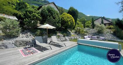 Villa Ella – Elegance & Relaxation with Pool