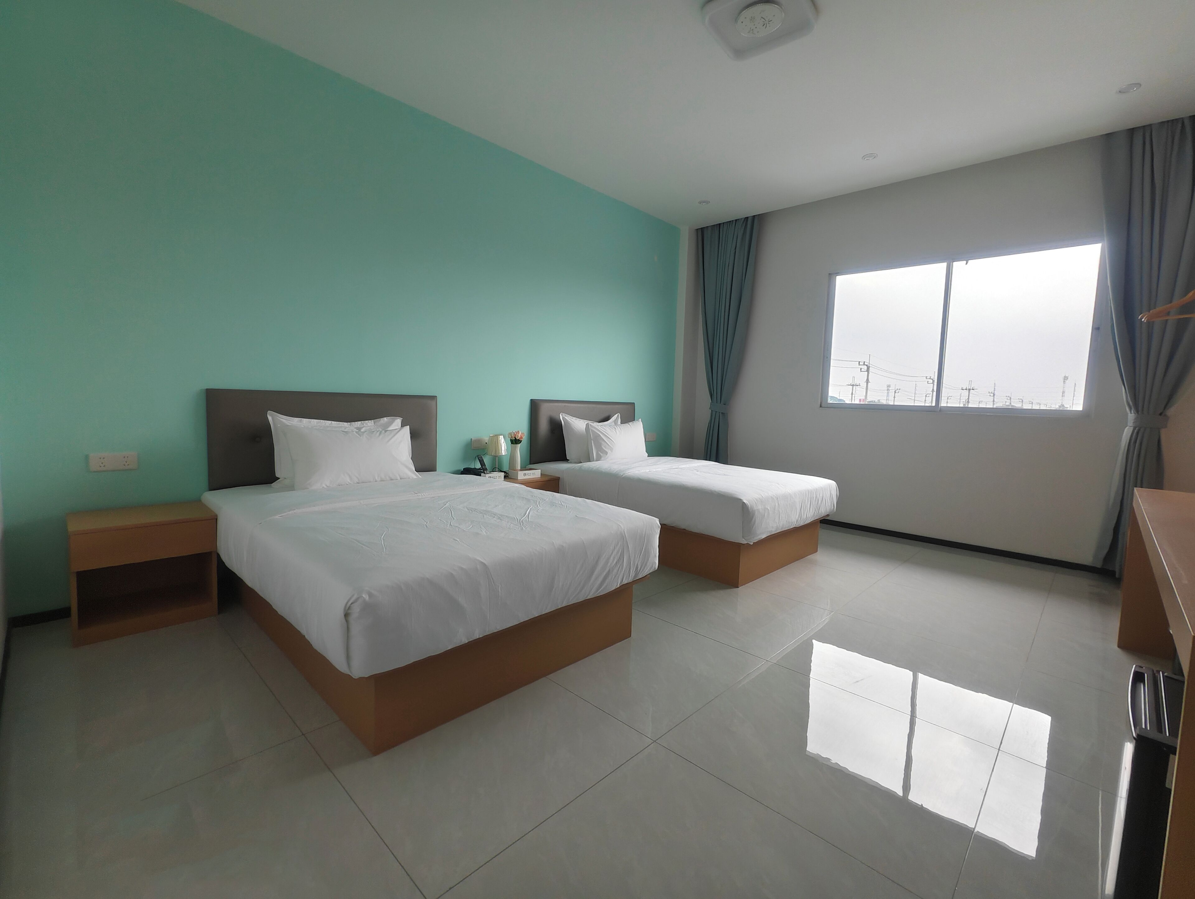 Business Double or Twin Room | Free WiFi