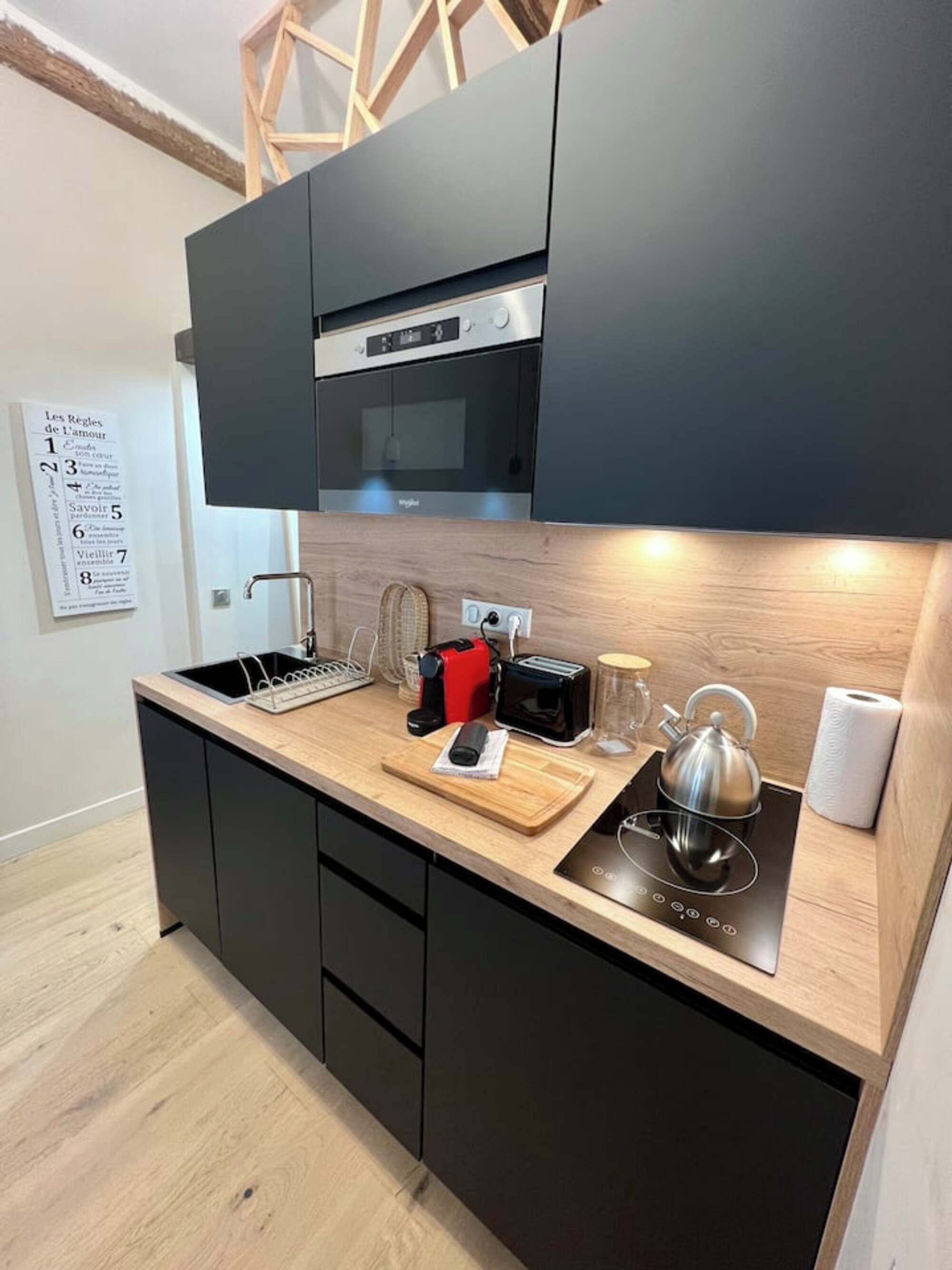 Fridge, microwave, stovetop, coffee/tea maker