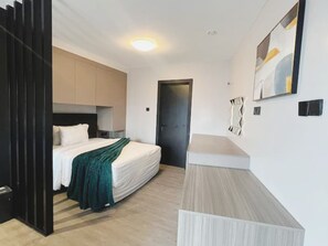Desk, iron/ironing board, free WiFi, bed sheets