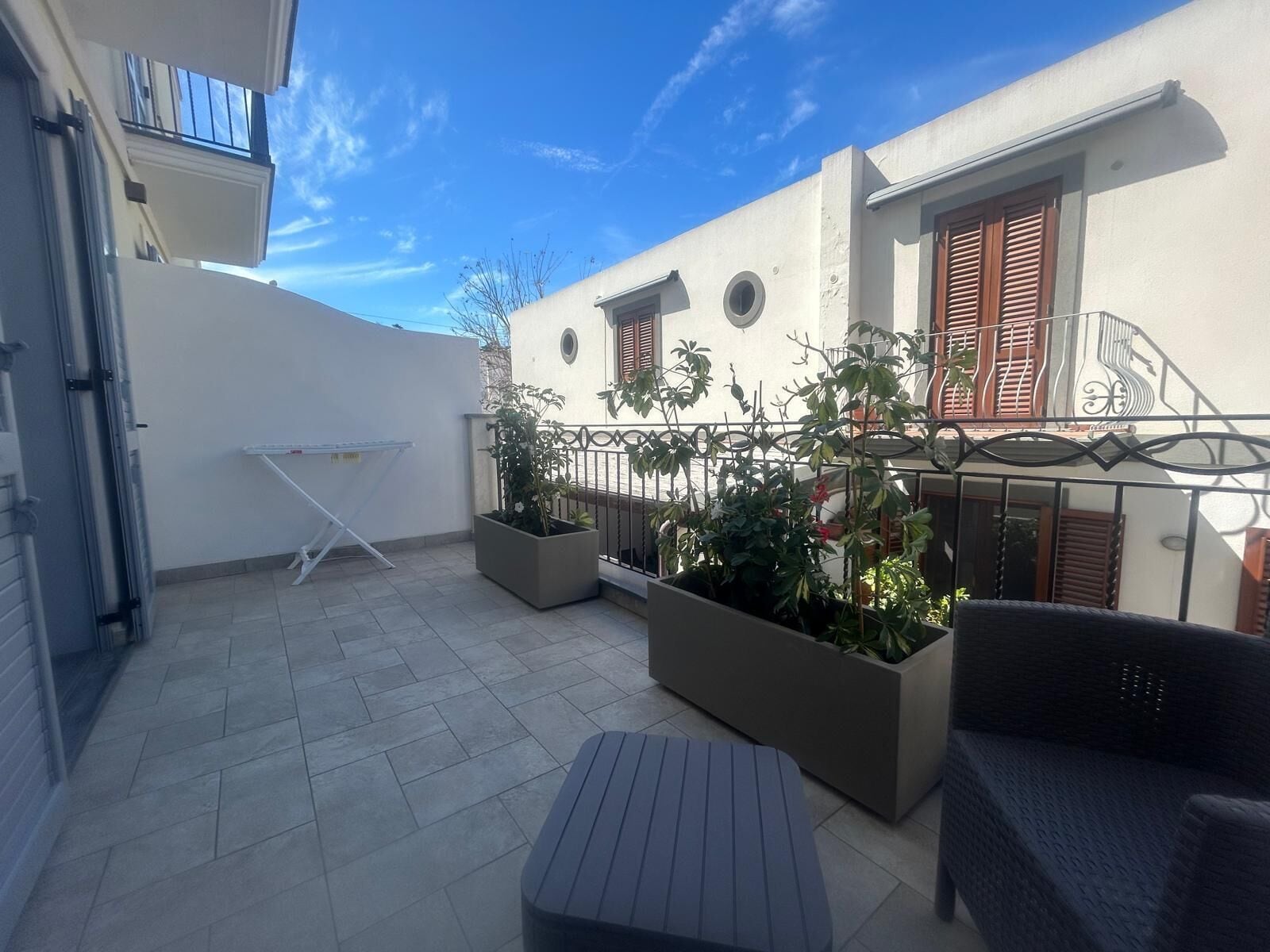 高级双人房或双床房, 城市景观 | 露台