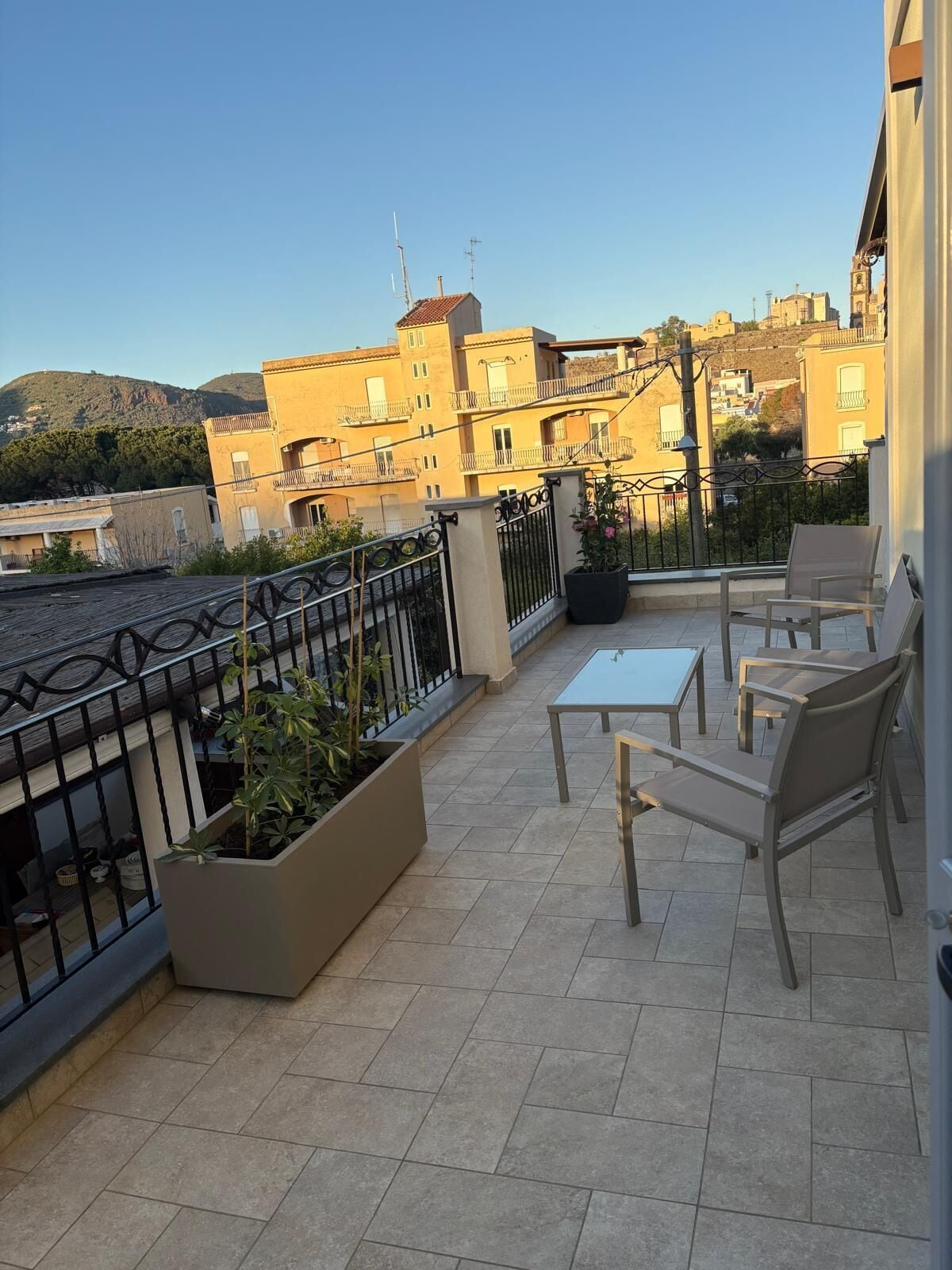 豪  華雙人房, 城市景觀 | 露台/庭院