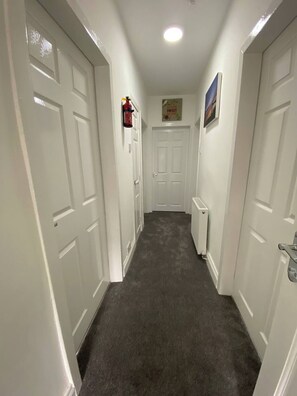 Interior - Pure City Central - St Leonards Skyline View by Three Bridges Apartments (Dunfermline)