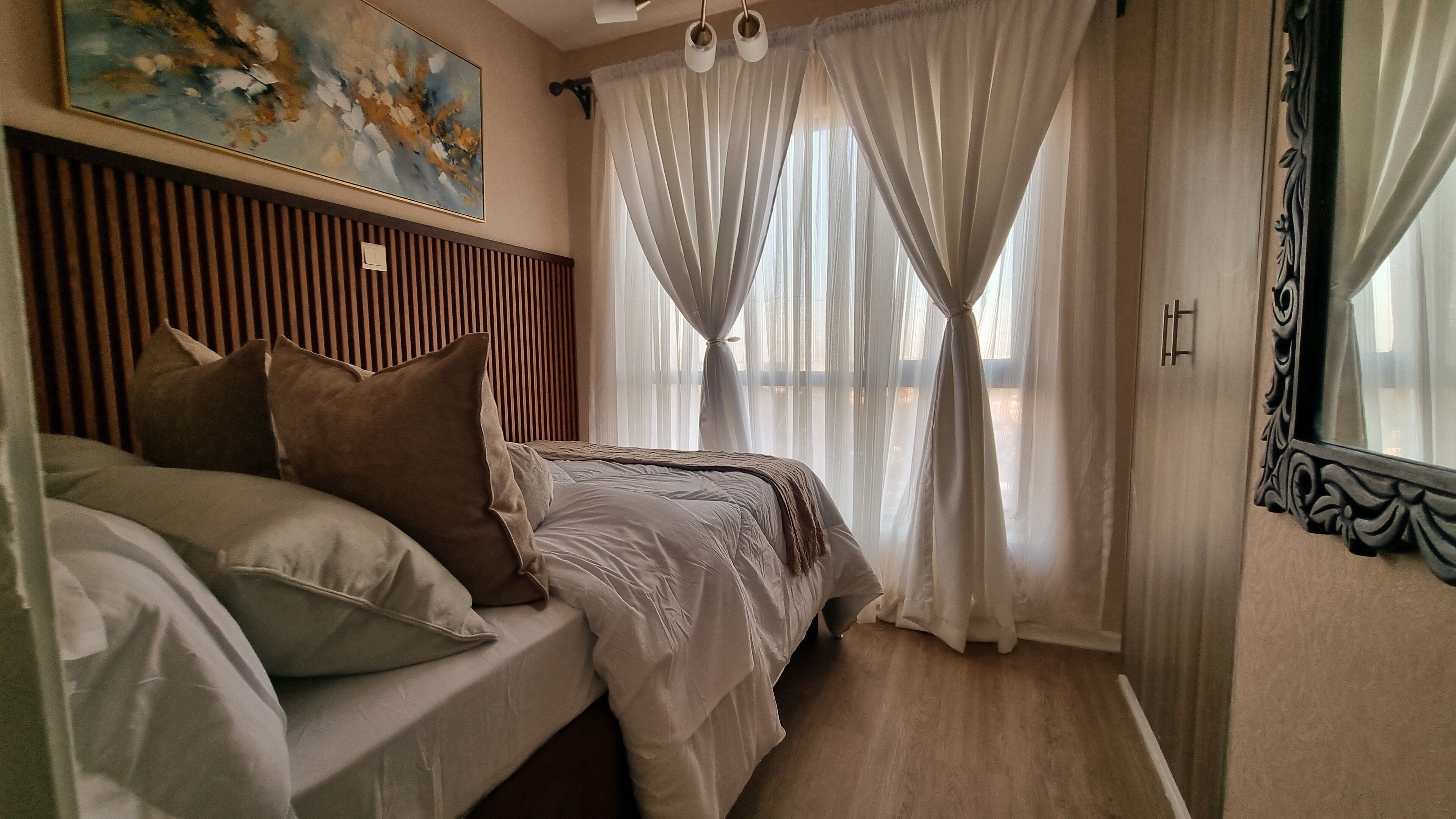 1 slaapkamer, een strijkplank/strijkijzer, wifi, beddengoed