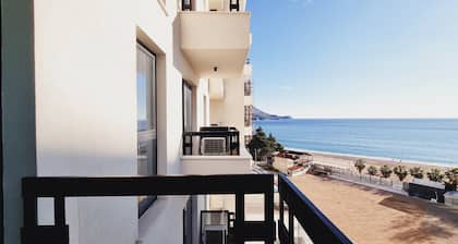 CASA AL MARE by Moskva