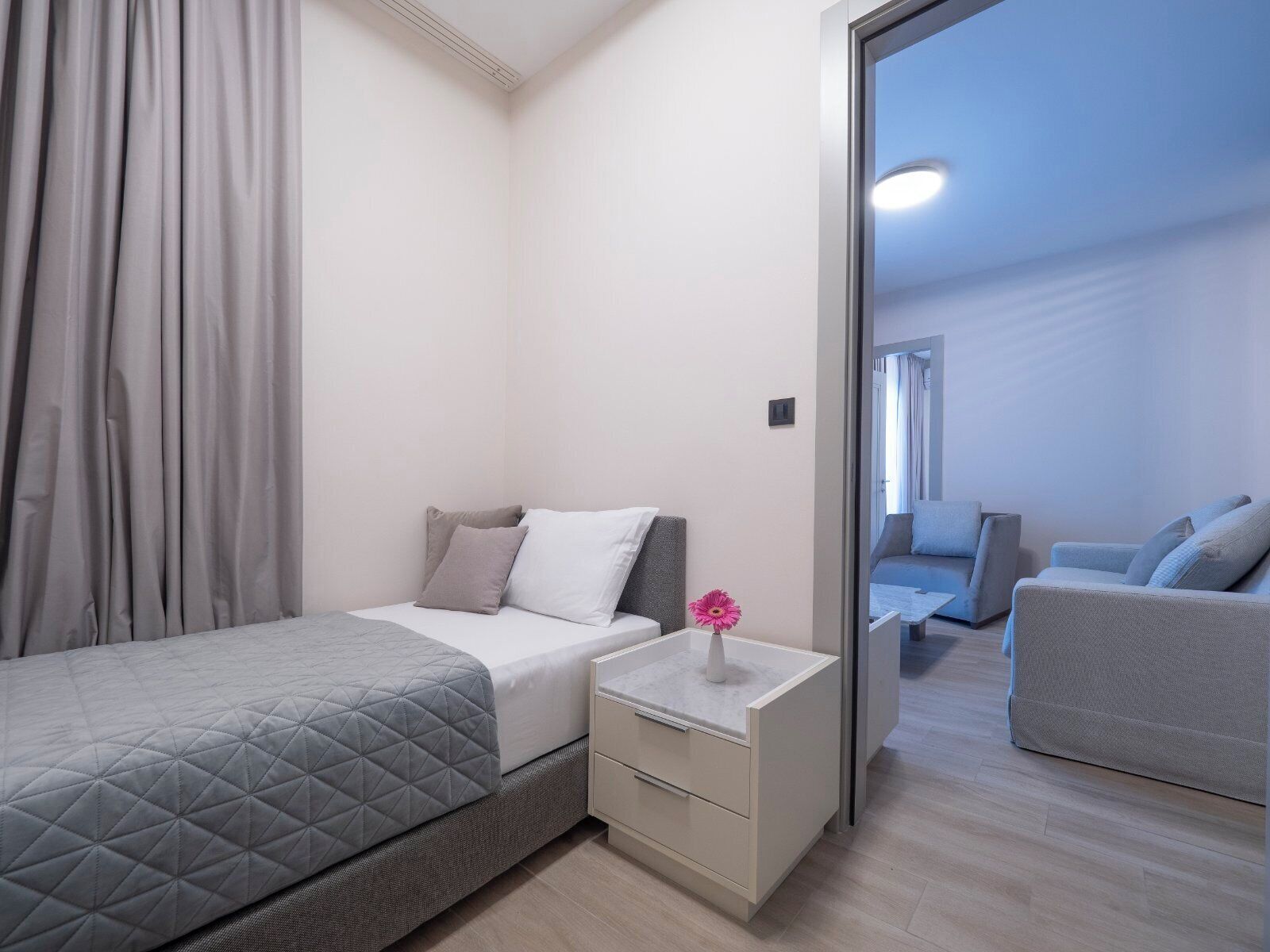 Superior appartement | Luxe beddengoed, een kluis op de kamer, verduisterende gordijnen