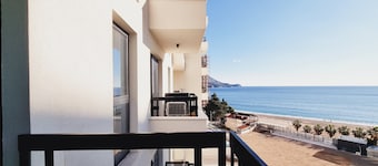 CASA AL MARE by Moskva