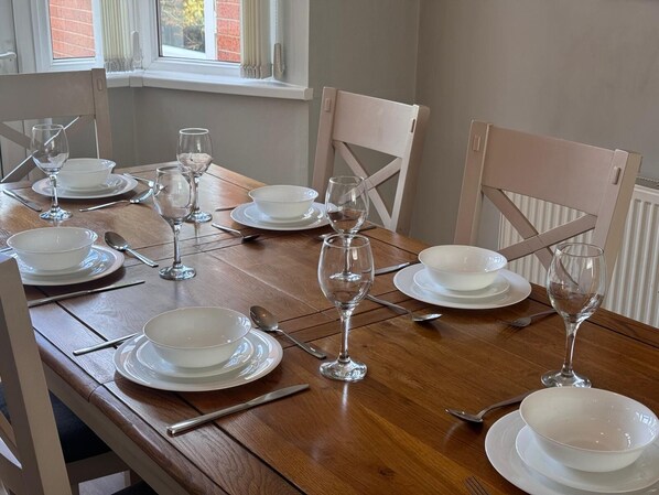 Dining - Parkfield House By Kalen Group (Oldbury)