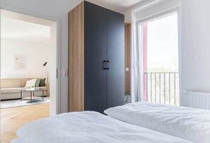 1 slaapkamer, een strijkplank/strijkijzer, reisbedje, wifi