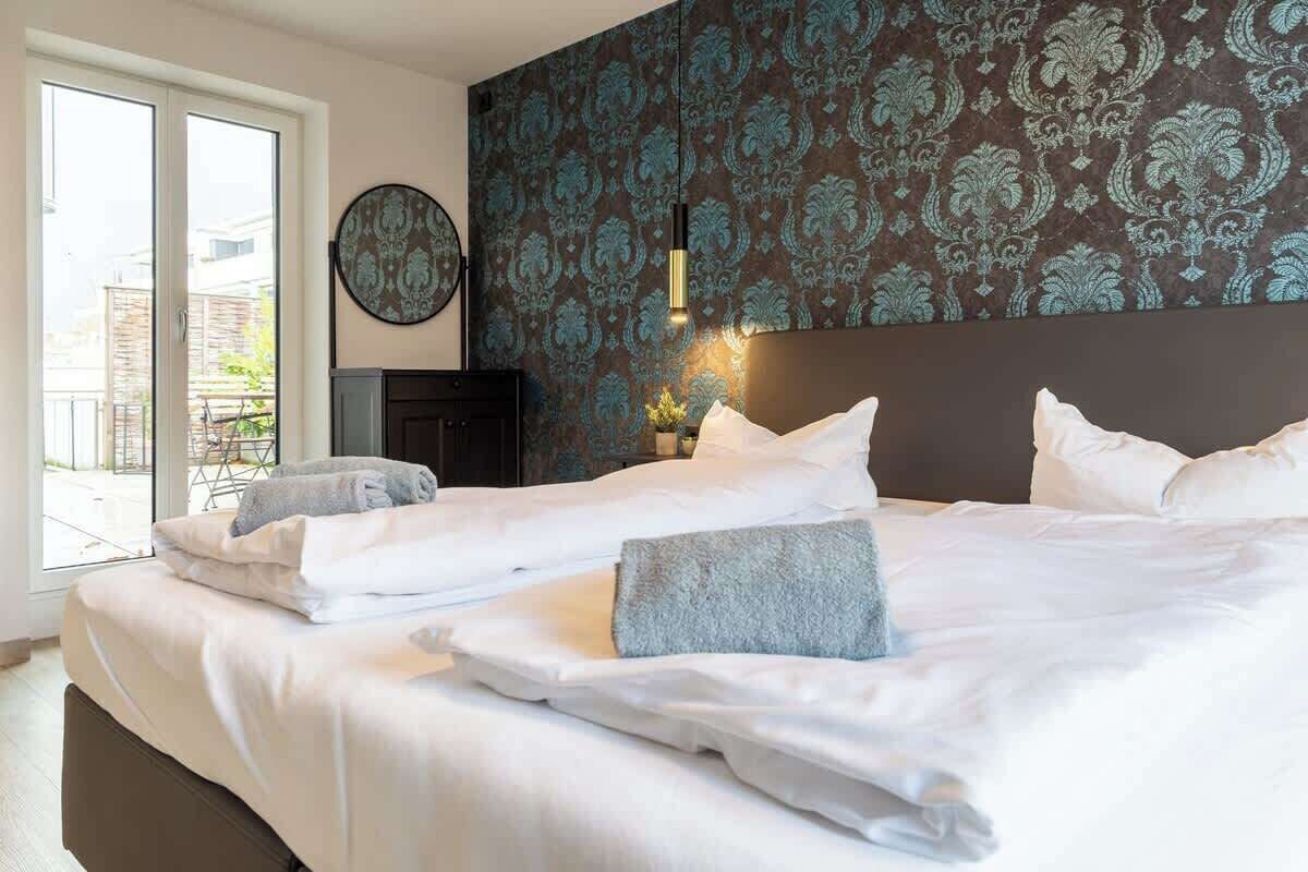 1 bedroom, iron/ironing board, travel cot, WiFi