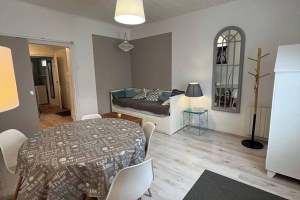 6b42384b 5251 42cc 8dc6 d0641f84b9d8