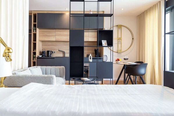 1 bedroom, iron/ironing board, travel crib, WiFi