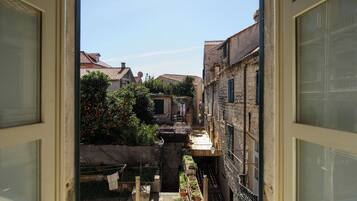 Apartment, Gartenblick | Ausblick vom Zimmer
