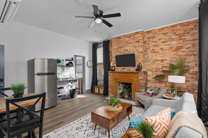 智能電視、 辦公室