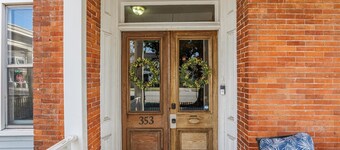 1 bedroom, 1 bathroom suite in Downtown Augusta. The sleeping arrangements for this unit are a full bed and a pull-out couch in the living room.