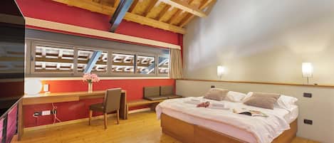 Chambre Familiale, plusieurs chambres (Suite Ballon - Almavite) | 1 chambre, Wi-Fi gratuit, draps fournis