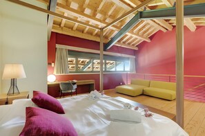 Habitación familiar, varias habitaciones (Suite Grand Ballon - Almavite) | 1 dormitorio, wifi gratis, ropa de cama