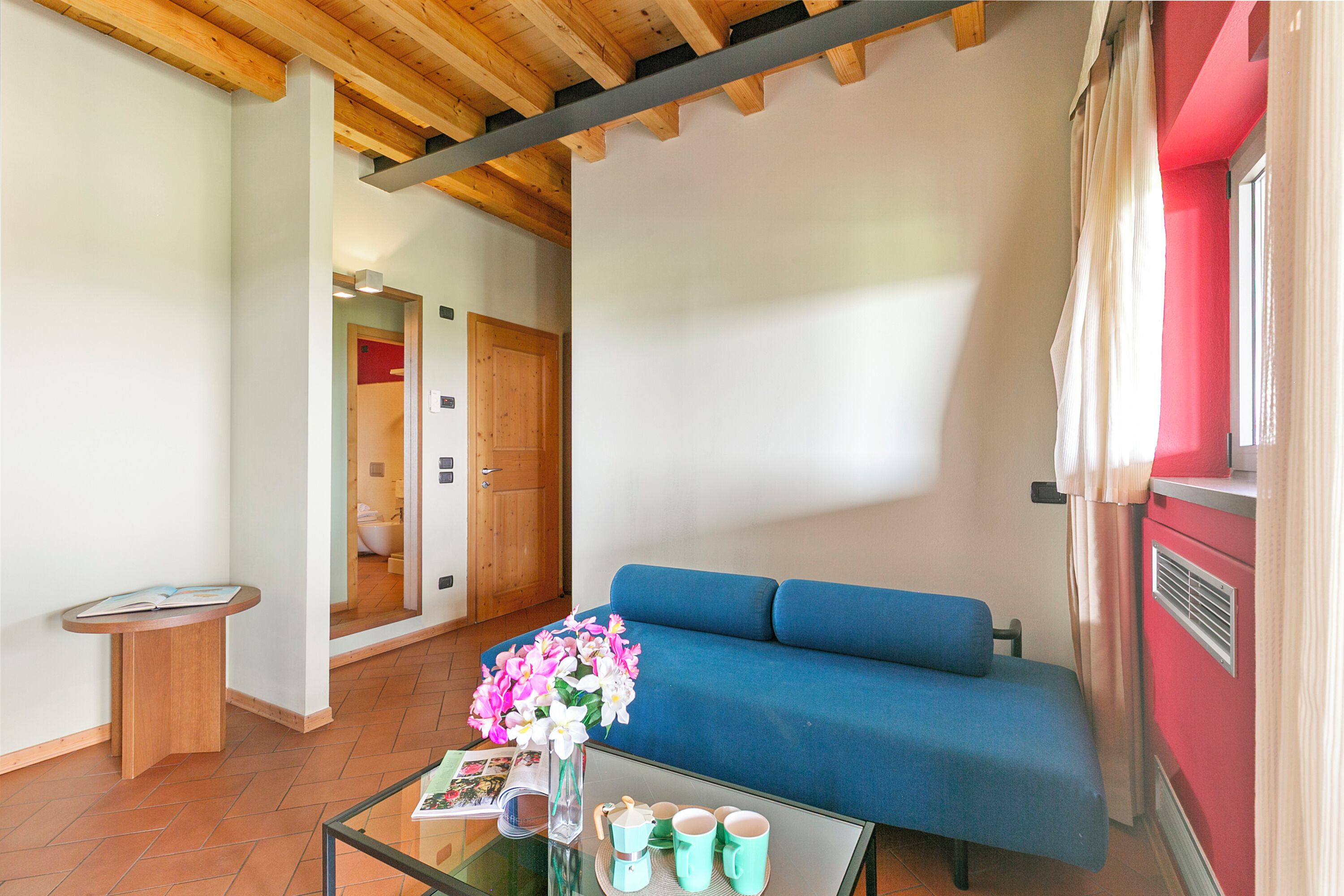 Familienzimmer, Mehrere Schlafzimmer (Junior Suite Borgogna - Almavite) | Wohnbereich