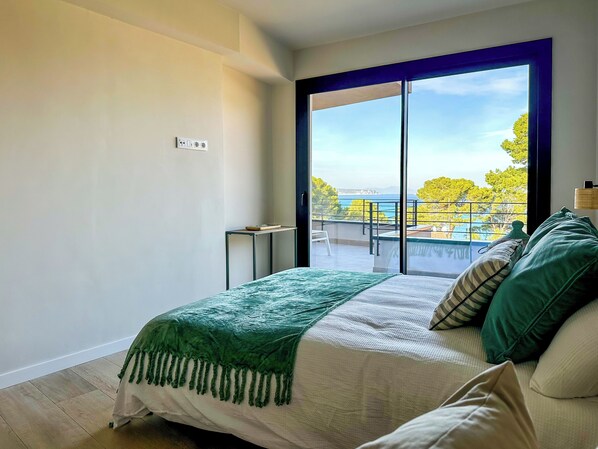 2 soverom og sengetøy