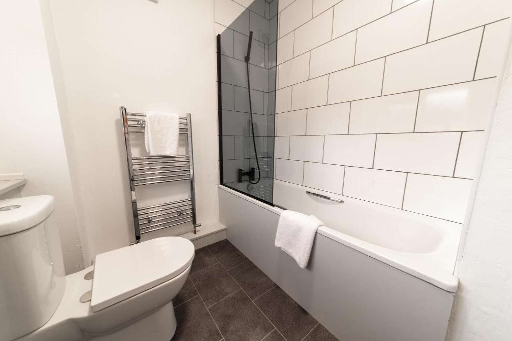 Shower, towels