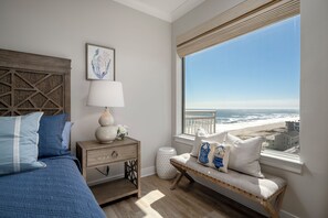 3 dormitorios, tabla de planchar con plancha, Internet