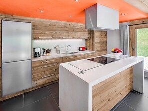 Fridge, microwave, dishwasher