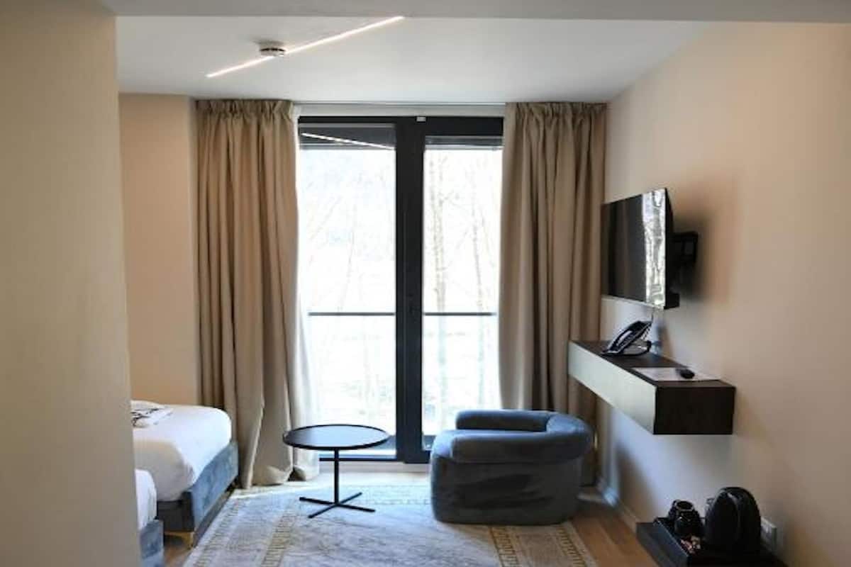 In-room safe, soundproofing, iron/ironing board (on request)